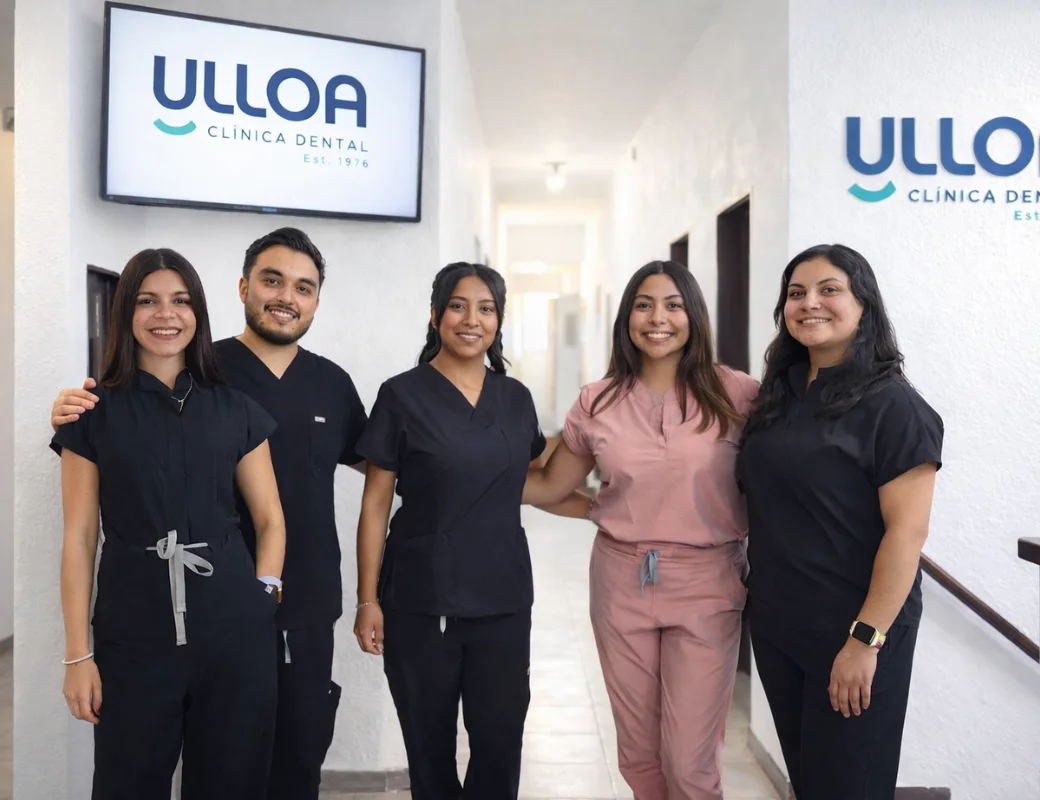 Equipo médico Ulloa Clínica Dental, Naucalpan